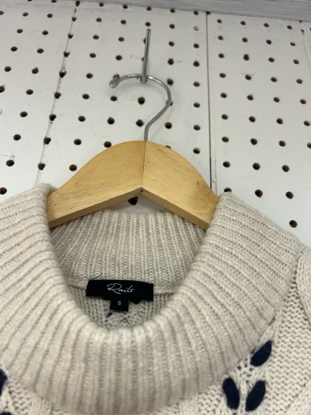 Rails Addy Cable Knit Short-Sleeve Mock Neck Sweater with Navy Eyelet Detail - Picture 6 of 6